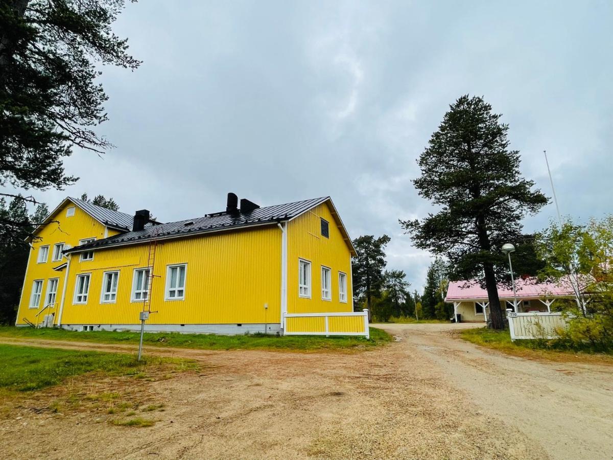 Kuukkeli Ivalo Airport Inn Esterno foto