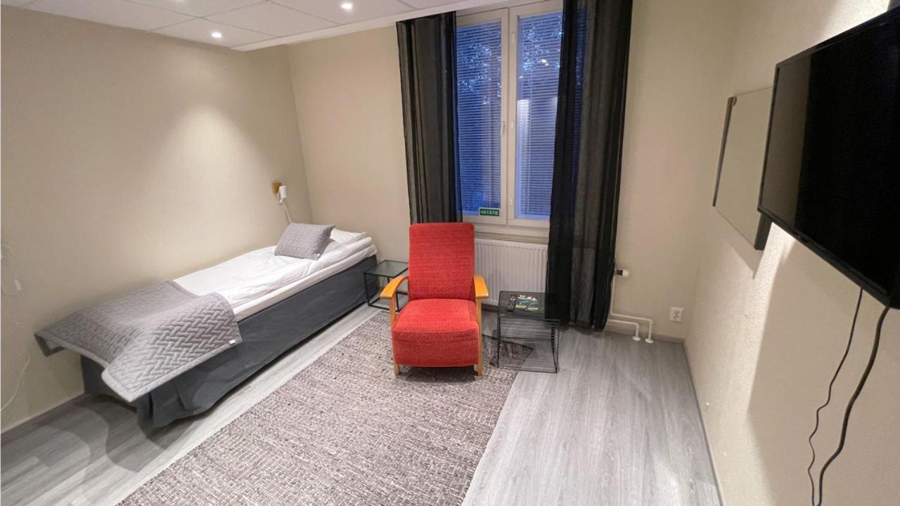 Kuukkeli Ivalo Airport Inn Esterno foto